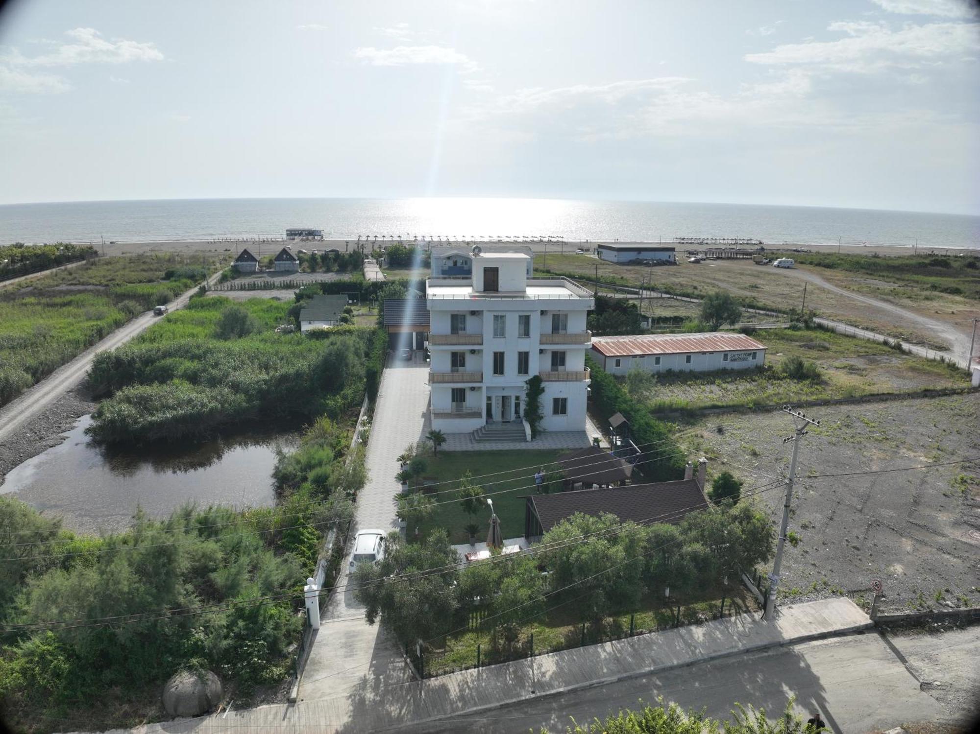 Kunevain Guest House Лежа Экстерьер фото
